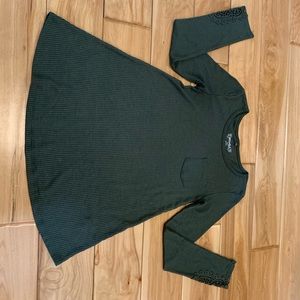 Girls Mudd long sleeve shirt with lace and pocket